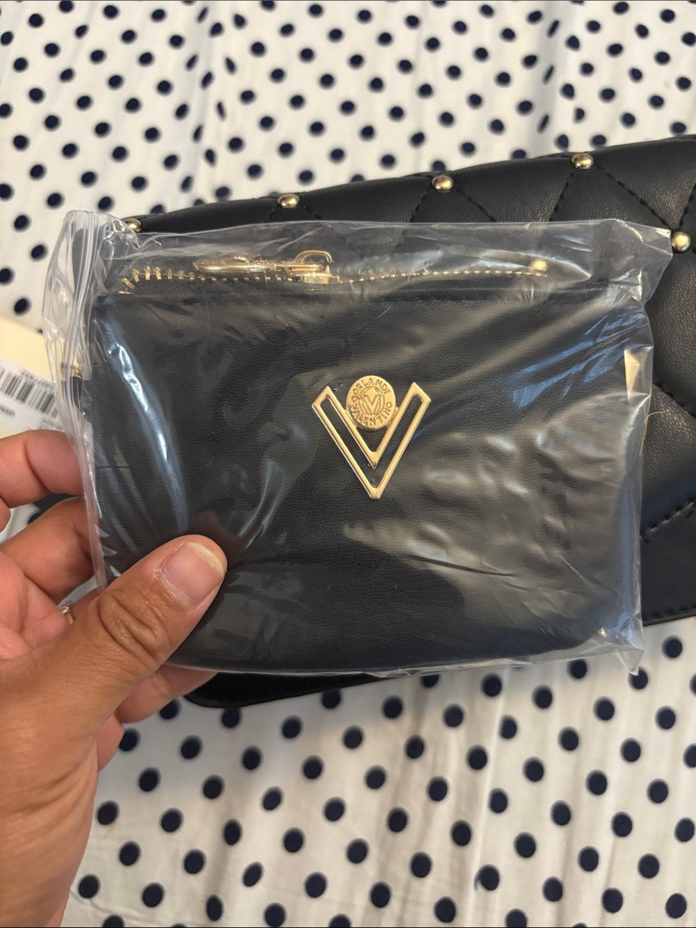 2pc Valentino Orlandi Crossbody
Diamond Quilt Bag NWT - Picture 16 of 16